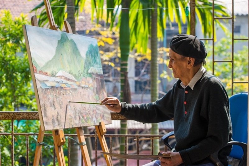 Chiêm bao thấy họa sĩ vẽ tranh làng quê miền núi